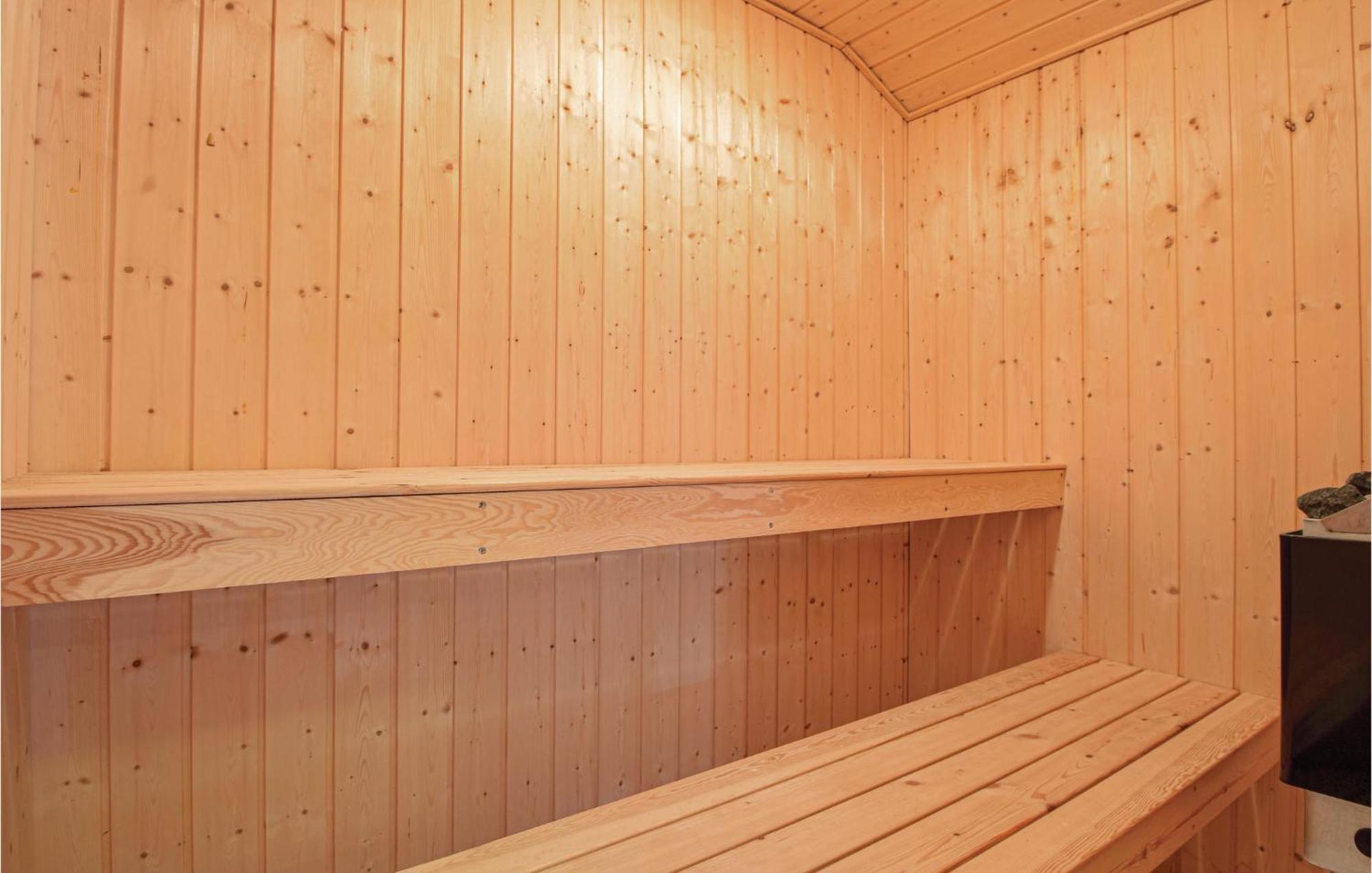 Amazing Home In Bjert With Wifi Binderup Strand Exterior photo